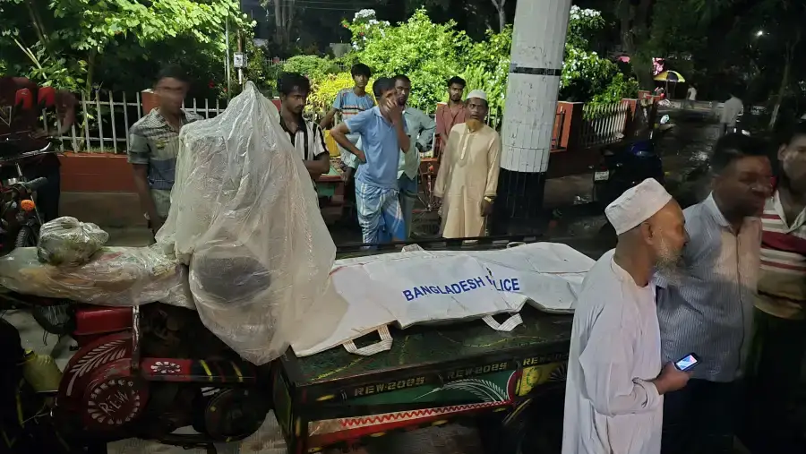 ভাঙ্গায় এক্সপ্রেসওয়েতে অজ্ঞাত গাড়ির ধাক্কায় মোটরসাইকেল আরোহী নিহত, আহত ২