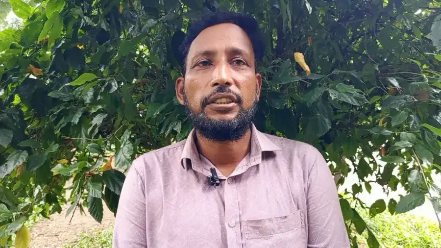 চাকুরী স্থায়ীকরণের দাবিতে মহাপরিদর্শক নিবন্ধন অধিদপ্তরে আবেদন করলেন আহামদ আলী