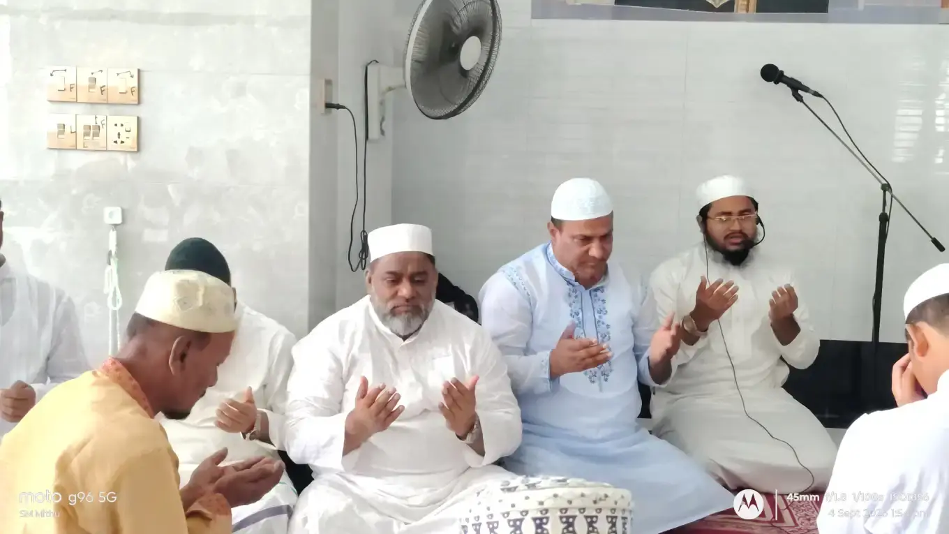 এমপি আজহারুল ইসলাম মান্নানের সুস্থতা কামনায় বিএনপি নেতা আতাউর রহমানের দোয়া