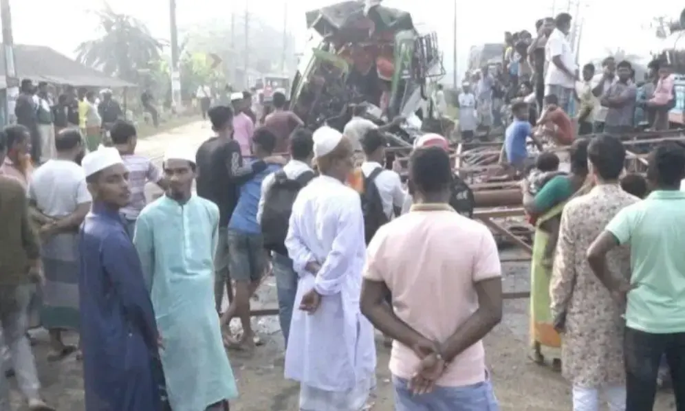 ত্রিশালে পৃথক সড়ক দুর্ঘটনায় দুইজন নিহত