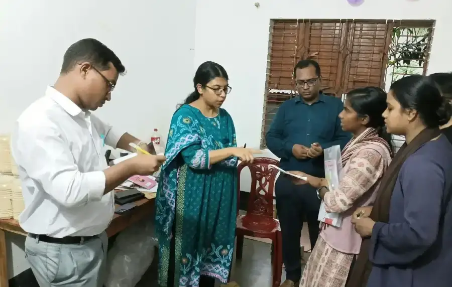 সিংড়ায় নিবন্ধনবিহীন প্রতিষ্ঠানে মোবাইল কোর্ট, দুইজনকে অর্থদণ্ড
