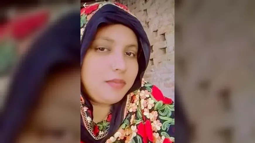 নওগাঁ মহাদেবপুরে প্রতিবন্ধী ভাতার ভুয়া কার্ড দেয়া আটক জুঁই, থানা থেকে মুক্ত