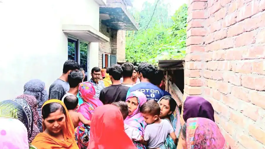 গাংনীতে এসএসসিতে পরপর দুইবার ফেল, শিক্ষার্থীর আত্মহত্যা