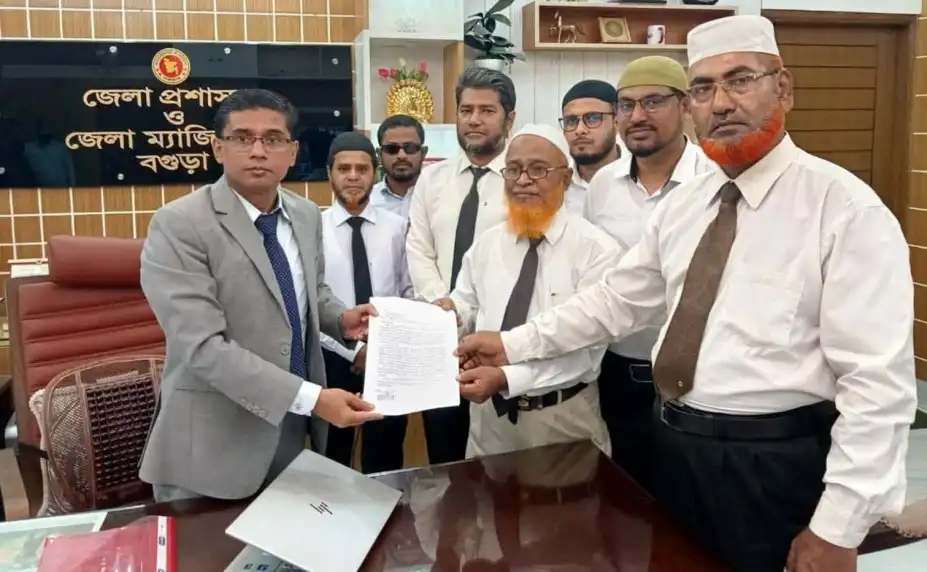 জুলাই সনদ না মানায় বগুড়ায় ৭আইন কর্মকর্তার পদত্যাগ