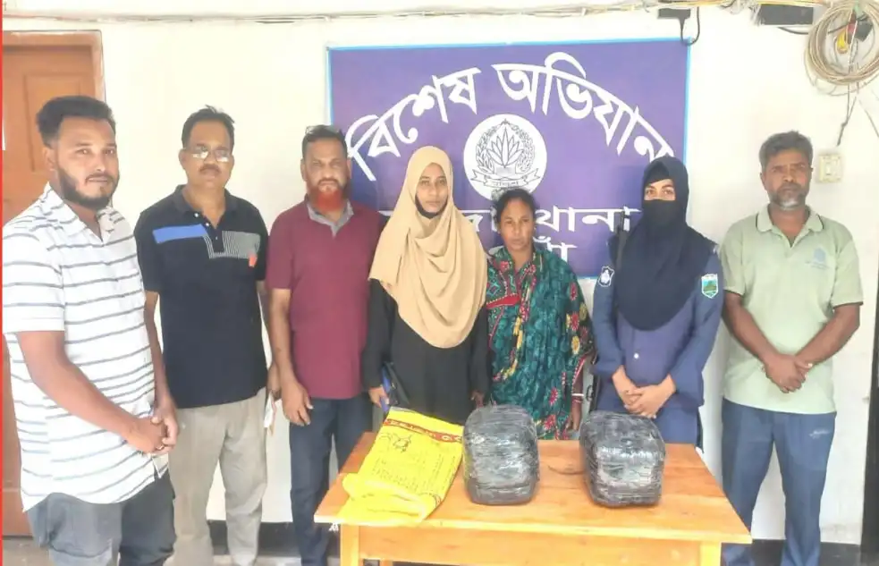 নওগাঁর মান্দায় পুলিশের মাদকবিরোধী অভিযান চালিয়ে ৬ কেজি গাঁজাসহ মিতা কর্মকার গ্রেপ্তার