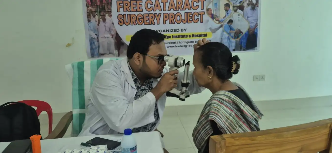 পানছড়িতে সেনাবাহিনীর মানবিক উদ্যোগ: বিনামূল্যে সেবা পেল পাঁচ শতাধিক পাহাড়ি-বাঙালি