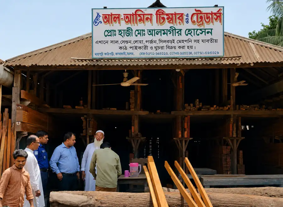 রাস্তা দখল করে কাঠের স্তূপ, সোনারগাঁয়ে ৩ টিম্বার প্রতিষ্ঠানকে জরিমানা