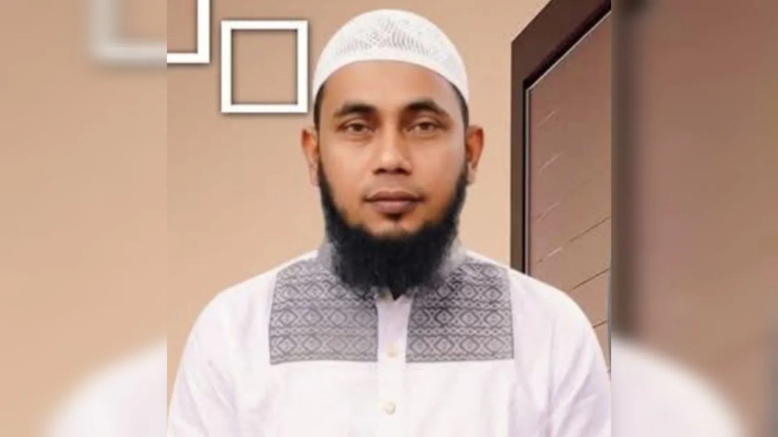 উন্নয়ন ও জনসেবায় এগিয়ে বৈদ্যেরবাজার, প্রশংসায় ভাসছেন চেয়ারম্যান আব্দুল্লাহ আল মামুন