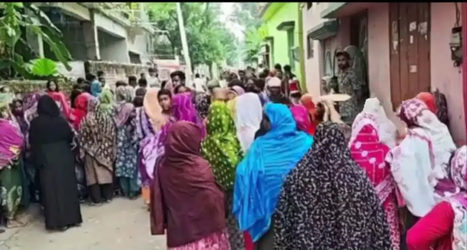 মেহেরপুরে নছিমন ও ইজিবাইকের মুখোমুখি সংঘর্ষে নারীর মৃত্যু