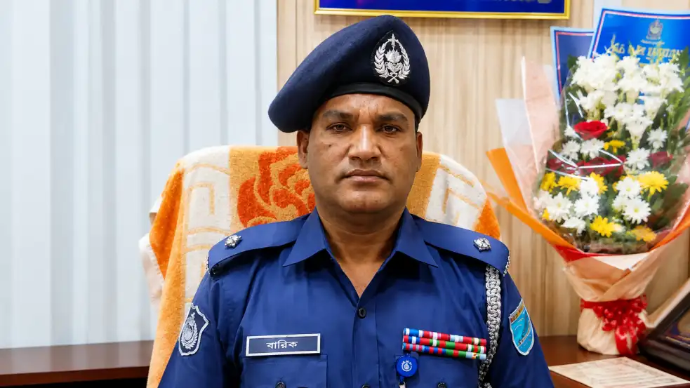 সোনারগাঁ থানার নতুন ওসি হিসেবে যোগ দিলেন আব্দুল বারিক
