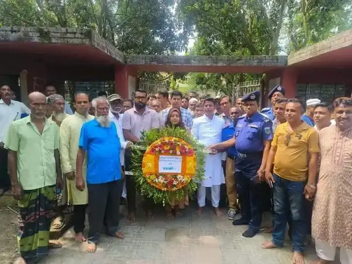 নওগাঁর মান্দার পাকুড়িয়ায় ১৯৭১ সালের গণহত্যার ৫৫ বছর, ১২৮ শহীদের স্মরণে শ্রদ্ধাঞ্জলি